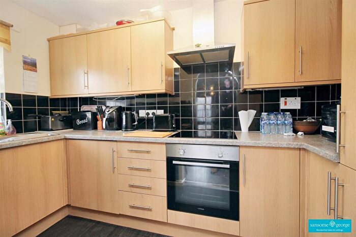 1 Bedroom Retirement Property For Sale In Gordon Palmer Court, Reading, RG30