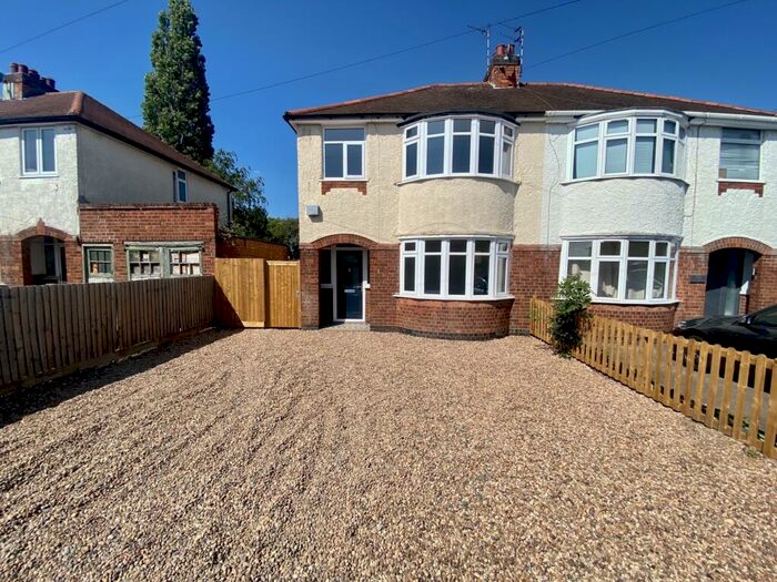 3 Bedroom House To Rent In Little Glen Road, Leicester, LE2