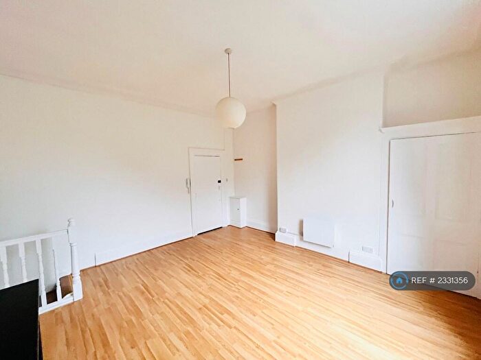 1 Bedroom Flat To Rent In Cambridge Road, Waterloo, Liverpool, L22