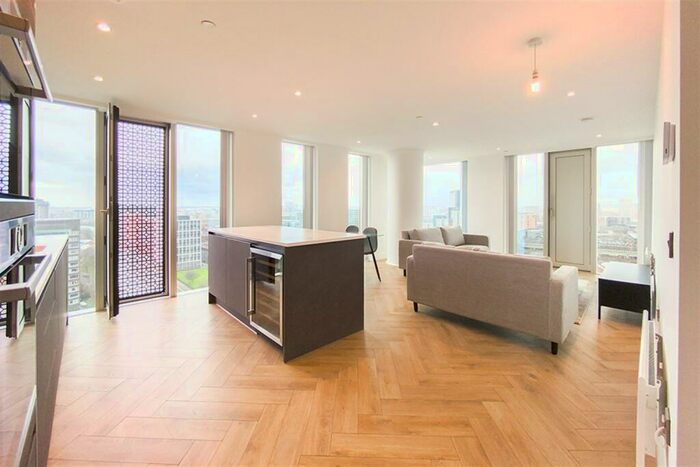 2 Bedroom Apartment To Rent In Elizabeth Tower, M15