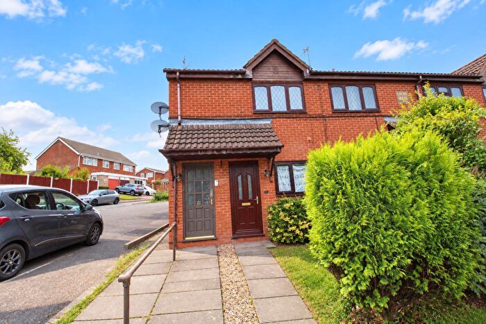 1 Bedroom Apartment For Sale In High Street, Pensnett, Brierley Hill, DY5