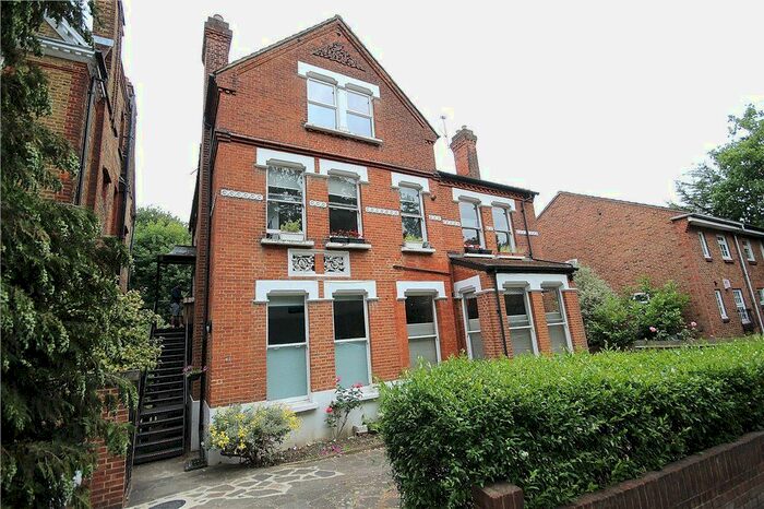 2 Bedroom Flat To Rent In Crystal Palace Park Road, London, SE26