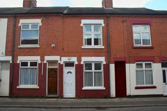 3 Bedroom Terraced House To Rent In Clarendon Street, Leicester, LE2