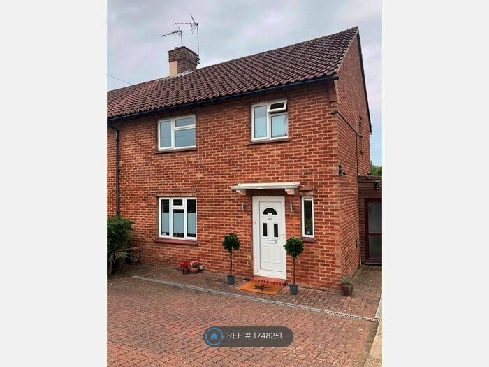 3 Bedroom Semi-Detached House To Rent In Wolfs Wood, Oxted, RH8
