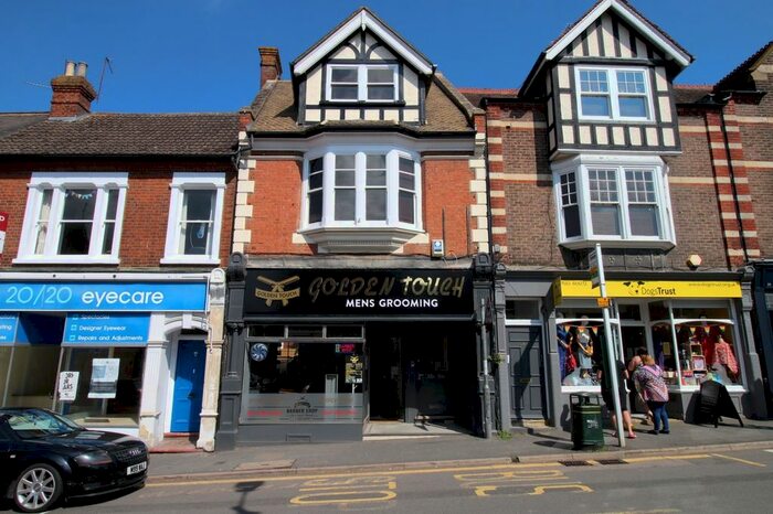 1 Bedroom Flat To Rent In Station Road, Harpenden, AL5