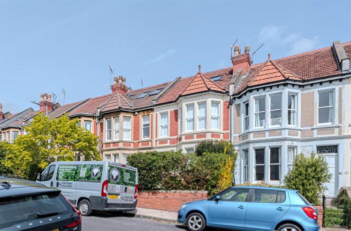 3 Bedroom House For Sale In Halsbury Road, Westbury Park, Bristol, BS6
