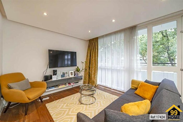 1 Bedroom Flat For Sale In Holcrfot Court, London, W1W