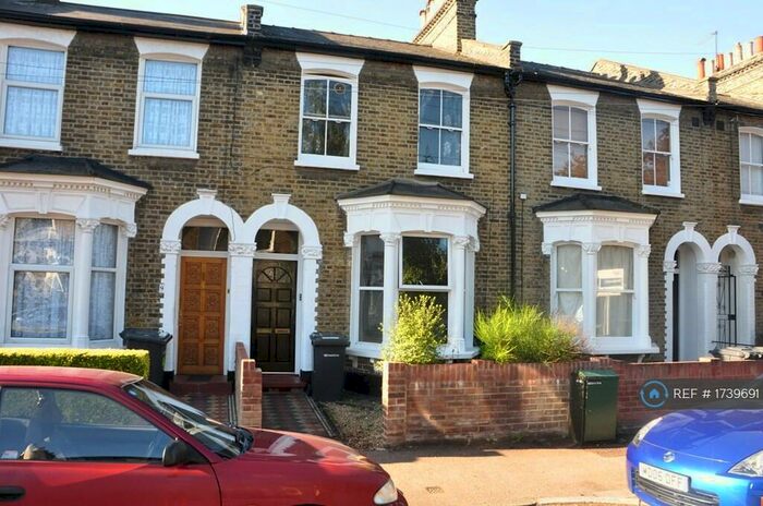 1 Bedroom Flat To Rent In New Cross Gate, London, SE14