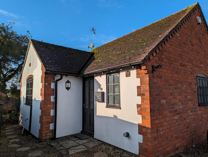 1 Bedroom Bungalow To Rent In The Annex, Deerhurst, Gloucester, GL19