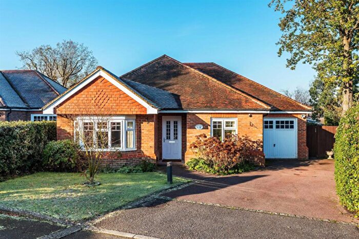3 Bedroom Detached Bungalow For Sale In The Oaks, Fetcham, KT22
