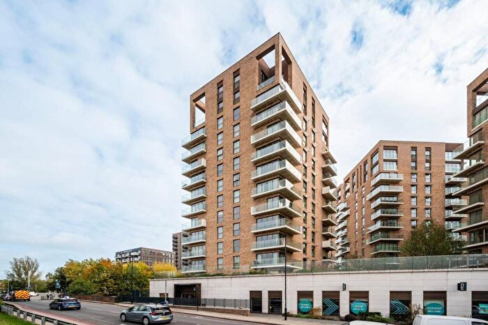 2 Bedroom Flat For Sale In Kidbrooke Park Road, Kidbrooke, London, SE3
