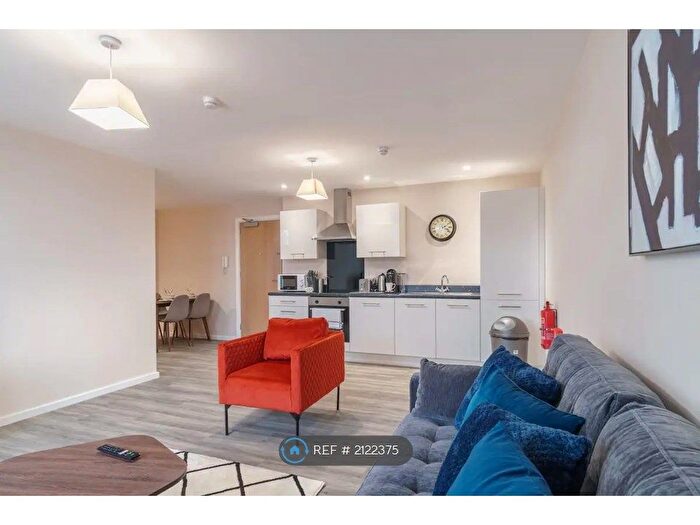 2 Bedroom Flat To Rent In Northwood House, Salford, M5