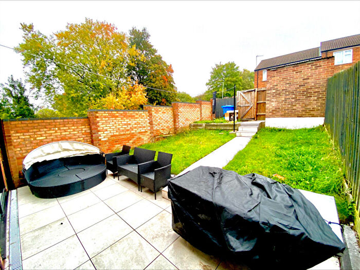 2 Bedroom Apartment To Rent In Hawthorn Road, Sudbury, CO10