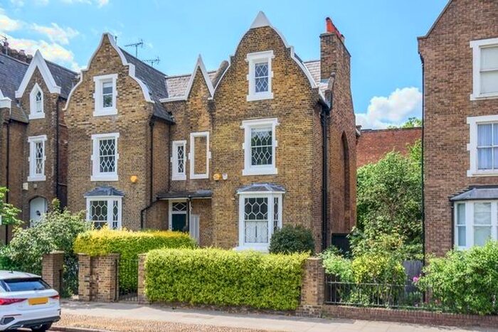 4 Bedroom Terraced House To Rent In De Beauvoir Square, London, N1