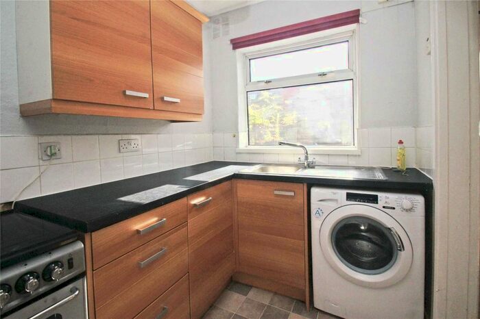 1 Bedroom Terraced House To Rent In Elsham Terrace, Burley, Leeds, LS4