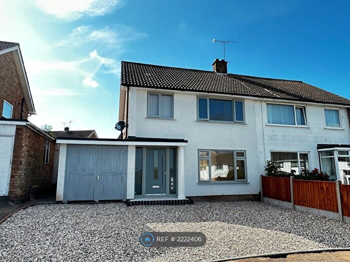 3 Bedroom Semi-Detached House To Rent In Southcrest Road, Redditch, B98