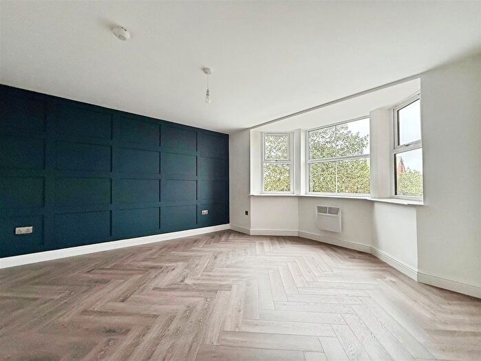 2 Bedroom Flat To Rent In Scarisbrick New Road, Southport, PR8