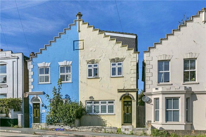 6 Bedroom Semi-Detached House To Rent In Egham Hill, Egham, Surrey, TW20