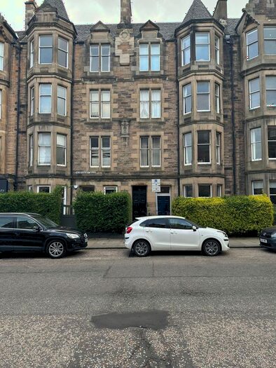 3 Bedroom Flat To Rent In Marchmont Road, Edinburgh, EH9