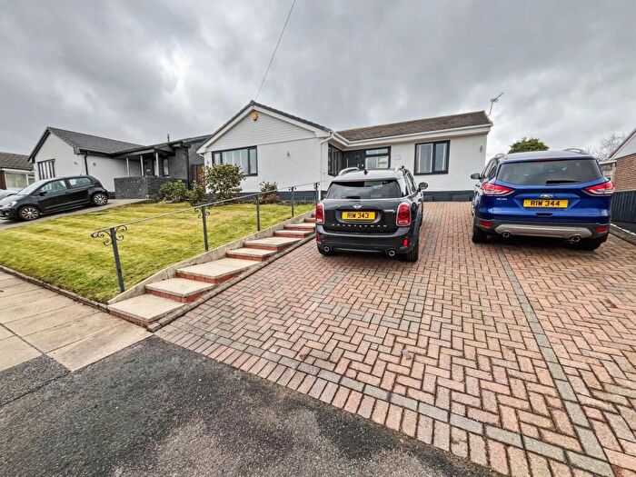 4 Bedroom Detached House For Sale In Bloomfield Drive, Bury, BL9