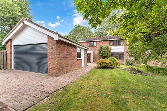 3 Bedroom Detached House For Sale In Northumberland Close, Grimsby, DN34