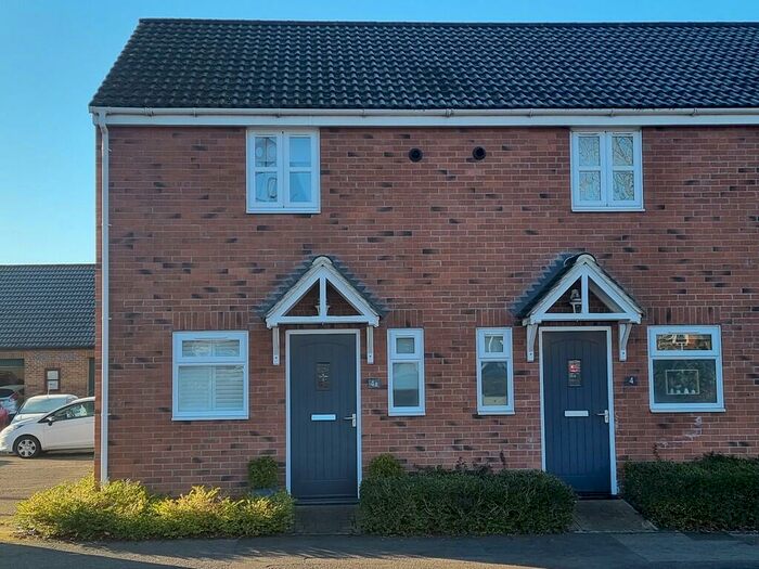 2 Bedroom End Of Terrace House To Rent In Fairfield Road, Warminster, BA12