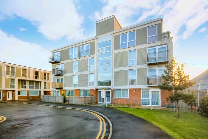 1 Bedroom Flat To Rent In Brownell Place, London, W7