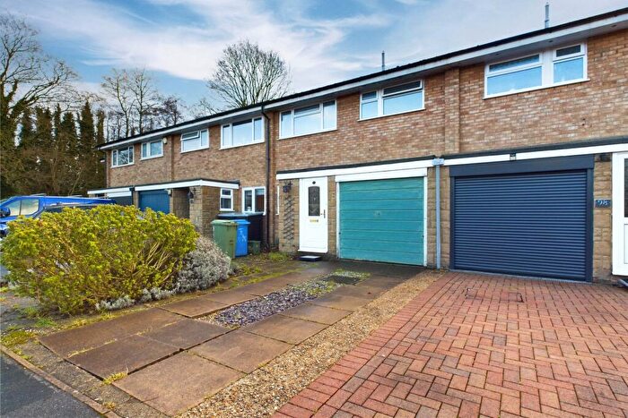 3 Bedroom Terraced House To Rent In Woburn Avenue, Farnborough, Hampshire, GU14
