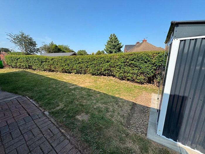 2 Bedroom Detached Bungalow To Rent In North Road, Calow, Chesterfield, S44