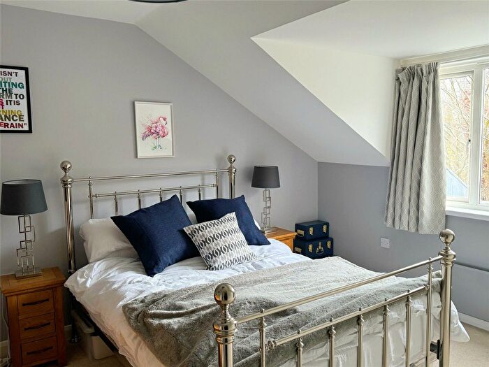 1 Bedroom Flat For Sale In Hemel Hempstead Road, Redbourn, St. Albans, Hertfordshire, AL3