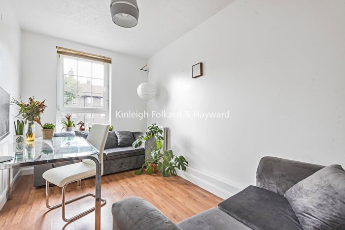 2 Bedroom Flat To Rent In Weston Street, London, SE1