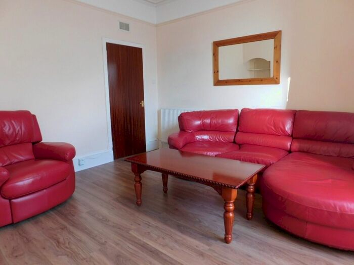 1 Bedroom Flat To Rent In Esslemont Avenue, Rosemount, Aberdeen, AB25