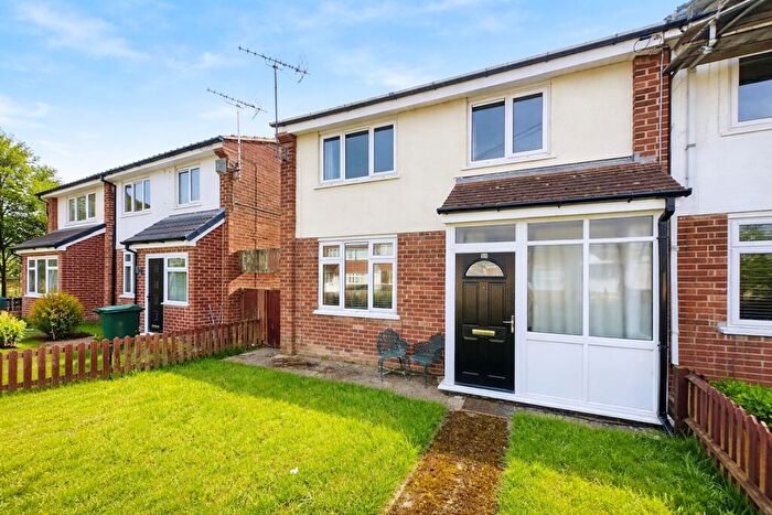 3 Bedroom End Of Terrace House For Sale In Tennyson Walk, Blacon, Chester, Cheshire, CH1