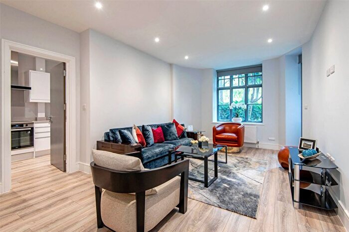 3 Bedroom Flat To Rent In Maida Vale, London, W9