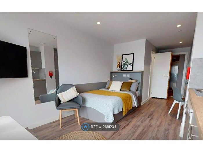 Studio To Rent In Altus House, Leeds, LS2