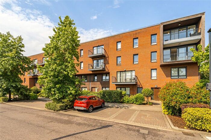 3 Bedroom Apartment To Rent In Meadowside, Kidbrooke Village, London, SE9