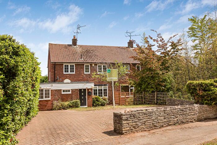 4 Bedroom Semi-Detached House To Rent In Glebe Road, Welwyn, Hertfordshire, AL6