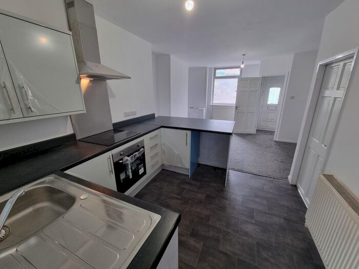 2 Bedroom Terraced House To Rent In Knowl Street, Stalybridge, SK15