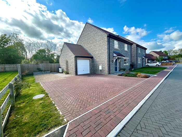 4 Bedroom Detached House For Sale In Burrows Court, Sparkford, BA22