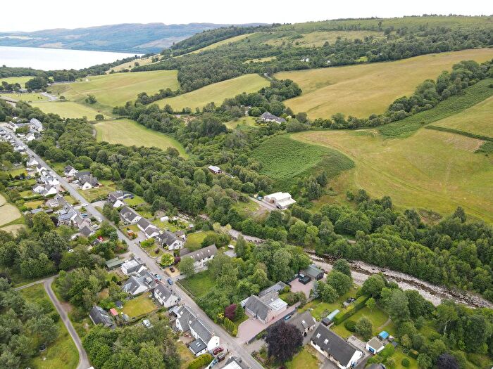 7 Bedroom Detached House For Sale In Linne Dhuinn, West Lewiston, Drumnadrochit, IV63