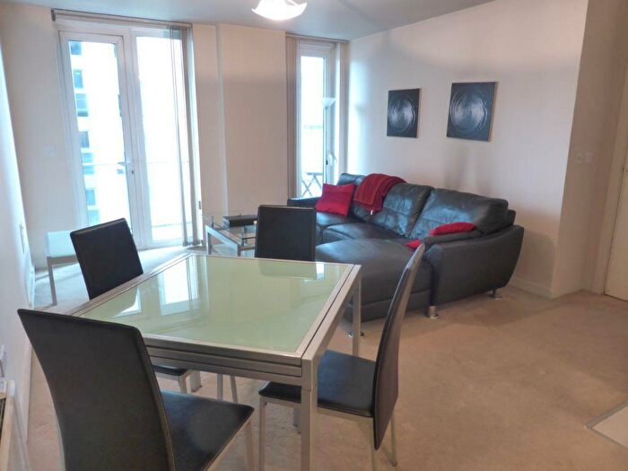 2 Bedroom Apartment To Rent In Spectrum, Block, Blackfriars Road, M3