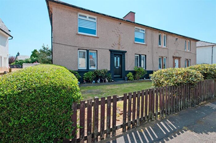 2 Bedroom Apartment For Sale In Small Crescent, Blantyre, G72