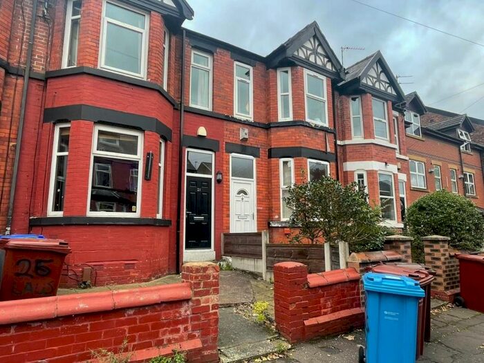 6 Bedroom Private Hall To Rent In Lausanne Road, Withington, M20