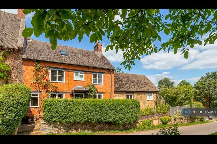 4 Bedroom Semi-Detached House To Rent In Burdrop, Banbury, OX15