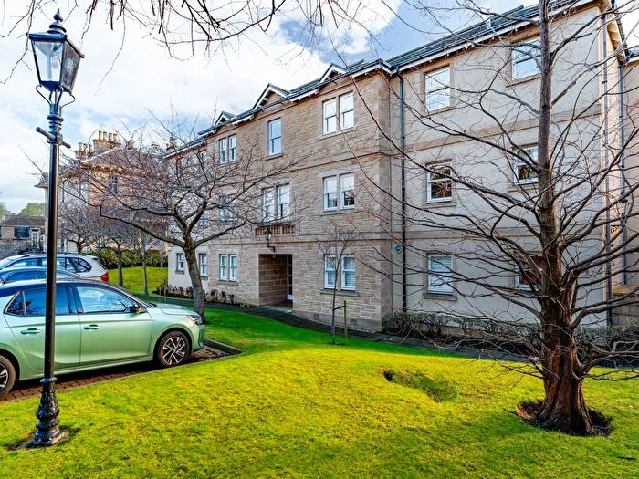 3 Bedroom Flat To Rent In Trinity Way, Trinity, Edinburgh, EH5