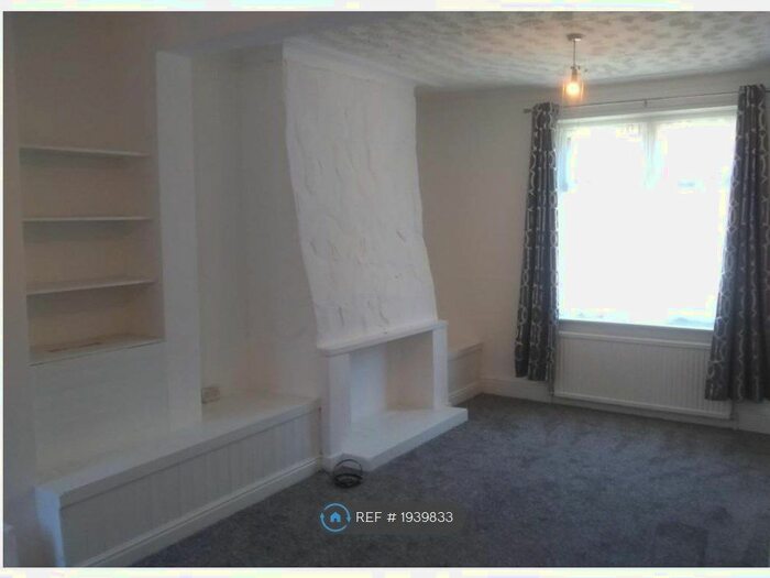 2 Bedroom Terraced House To Rent In Rostherne St, Salford, M6