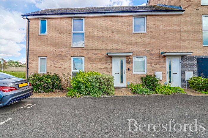 2 Bedroom Maisonette For Sale In Jenner House, Martin Hunt Drive, CO3