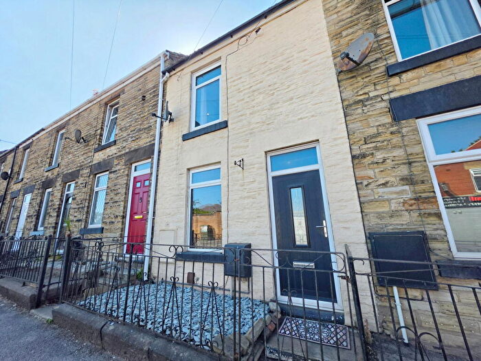 2 Bedroom Terraced House For Sale In Barnsley Road, Dodworth, Barnsley, S75