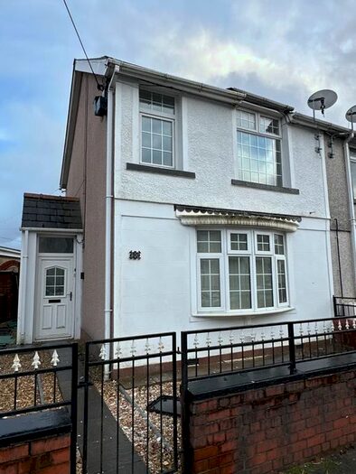 2 Bedroom Terraced House To Rent In Park View, Tredegar, NP22