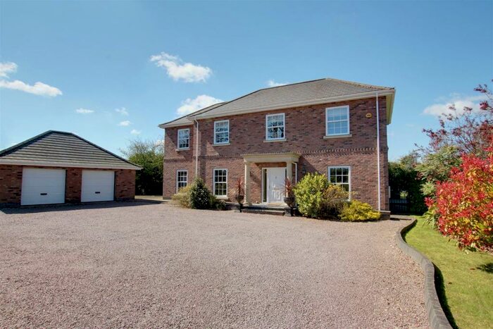 4 Bedroom Detached House For Sale In Main Road, Maltby Le Marsh, Alford, LN13